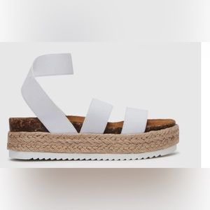 Steve Madden White Sandals